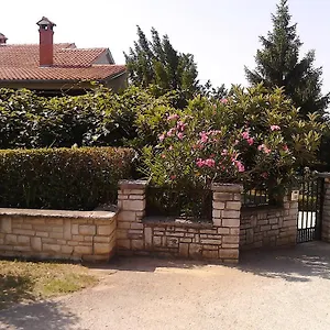 Slavica Vrvari Apartment Poreč